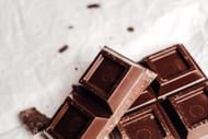 Dark choclate. (Image via Pexels/ Vie Studio)
